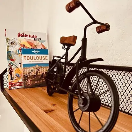 T2 - Ponts Jumeaux - Parking - Balcon - Metro *